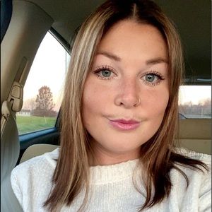 Meet your Posher, Bailey